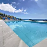 Villa Avocado By Lovelystay *