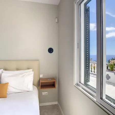 Avocado By Lovelystay Funchal (Madeira)