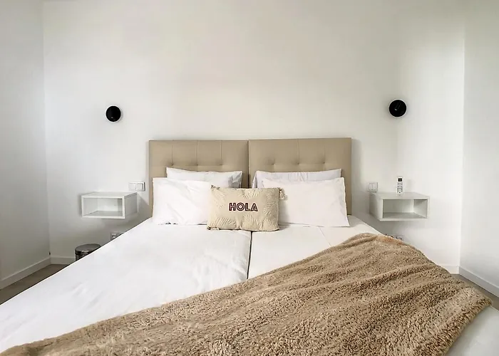 Avocado By Lovelystay פונשל