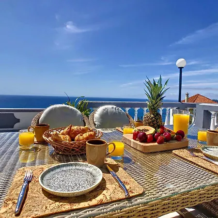 Avocado By Lovelystay