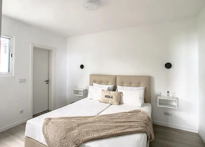 Avocado By Lovelystay فونشال