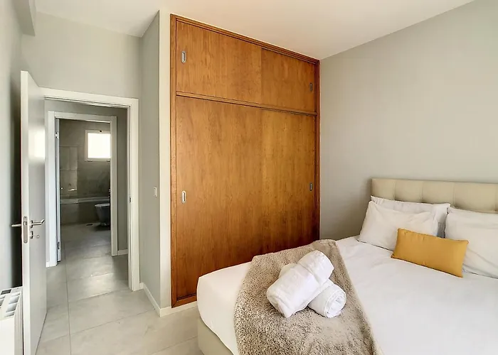 Avocado By Lovelystay فونشال